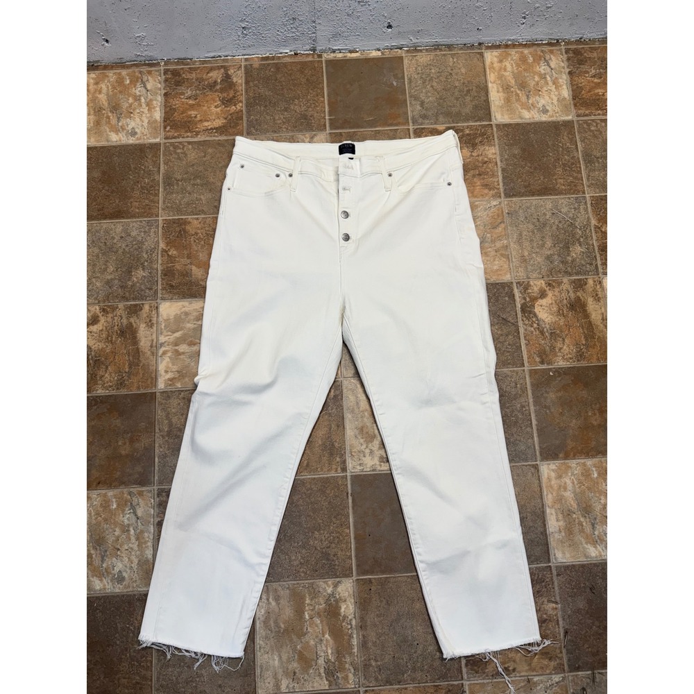 J.Crew High-Rise Vintage Straight White Jeans Button Fly‎ Raw Hem Size 34